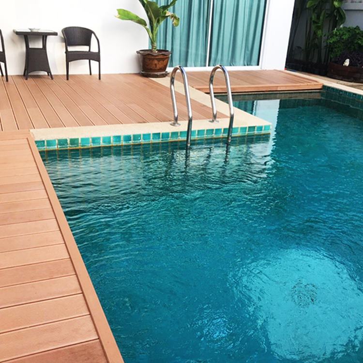 Decking Kolam Renang 1