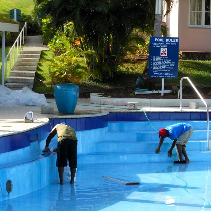 perawatan kolam renang